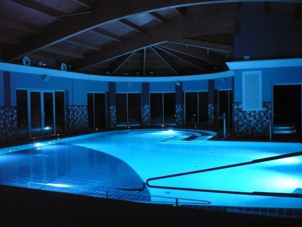 Hotel Balneario El Raposo Puebla de Sancho Pérez Exteriör bild