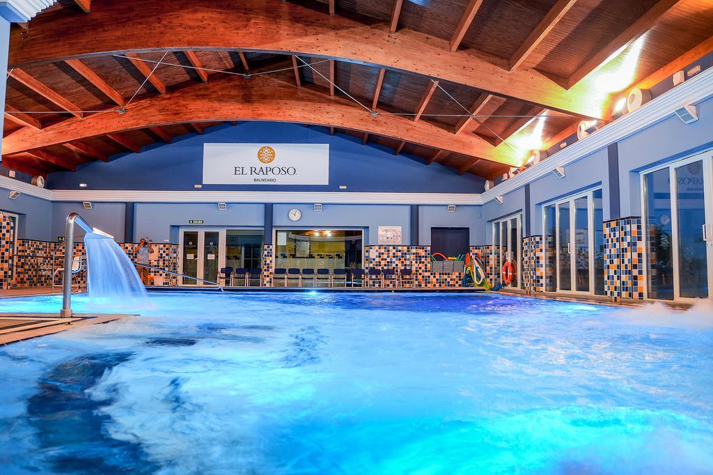 Hotel Balneario El Raposo Puebla de Sancho Pérez Exteriör bild