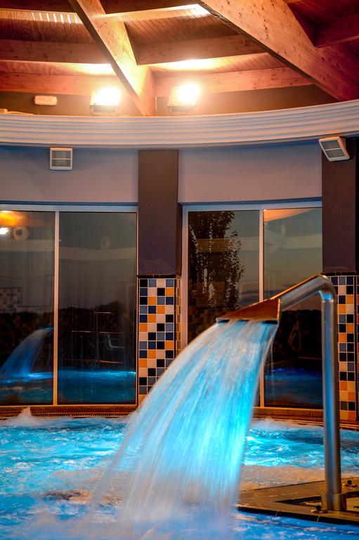 Hotel Balneario El Raposo Puebla de Sancho Pérez Exteriör bild