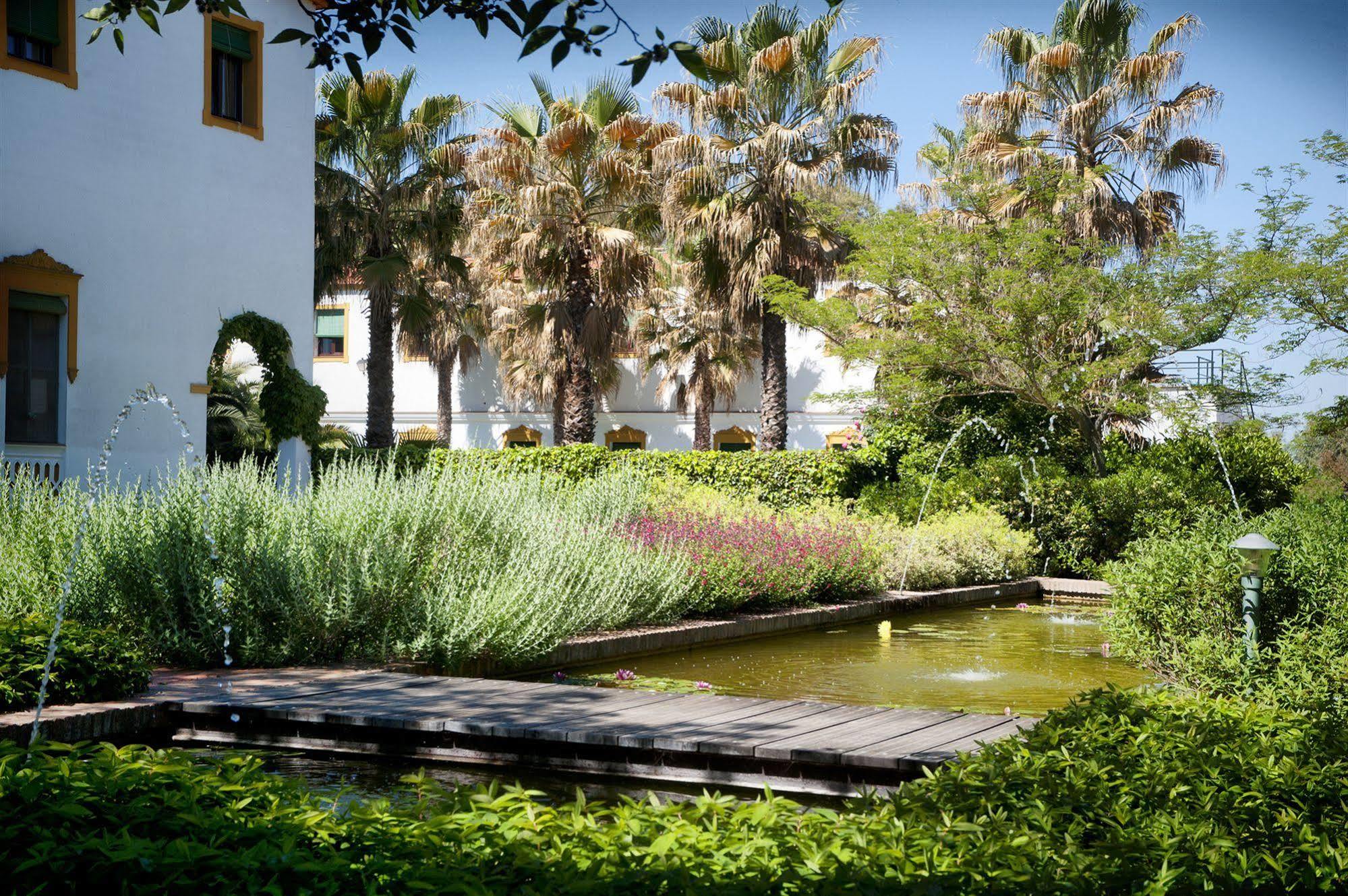 Hotel Balneario El Raposo Puebla de Sancho Pérez Exteriör bild